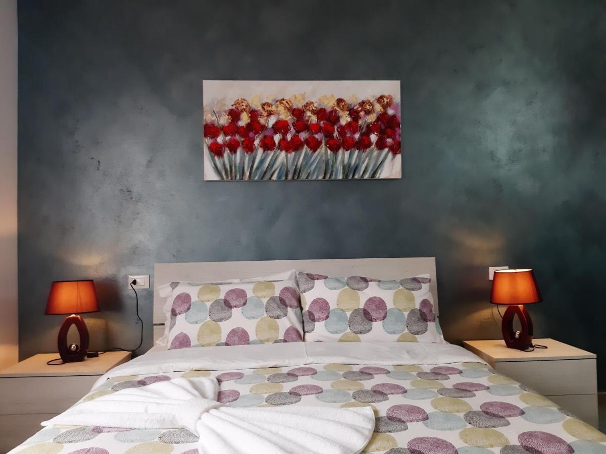 Villa Marianna Garda Lake เปสเคียรา เดล การ์ดา ภายนอก รูปภาพ