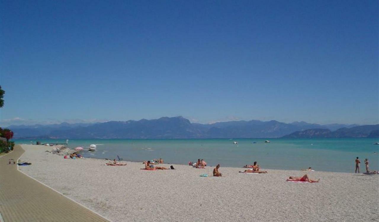 Villa Marianna Garda Lake เปสเคียรา เดล การ์ดา ภายนอก รูปภาพ